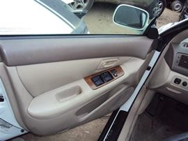 1998 LEXUS ES300, 3.0L AUTO, COLOR WHITE, STK Z15848